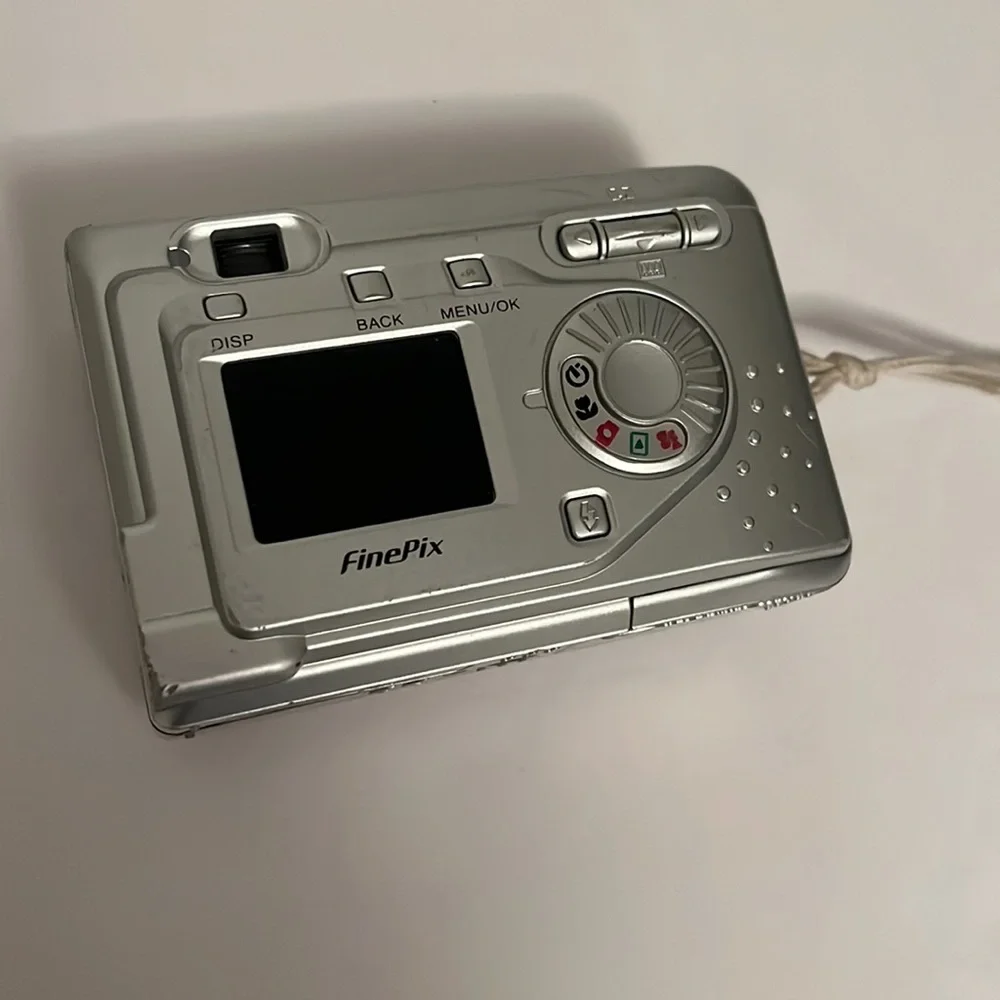 Fuji Film FinePix Camera not tested